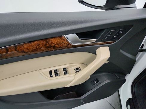 Used 2018 Audi Q5 Premium Plus image 22