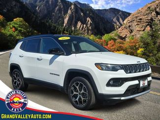 Used 2025 Jeep Compass Limited AWD/4WD video 1