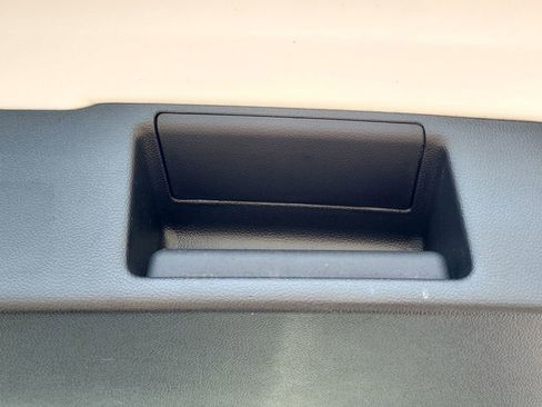 Used 2022 Ford Escape SE image 25