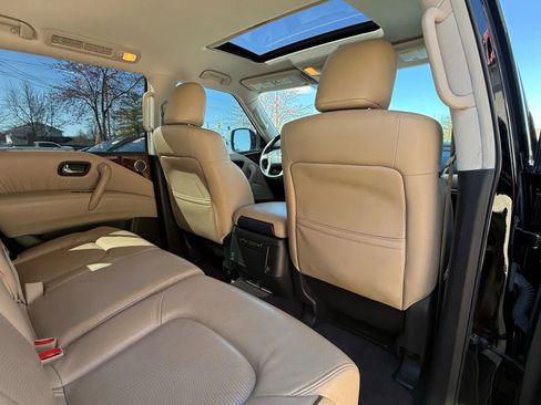 Used 2018 Nissan Armada SL w/ Premium Package image 10