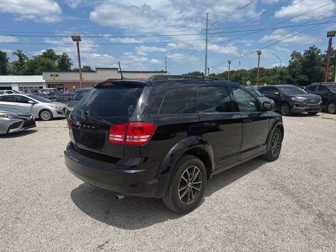 Used 2018 Dodge Journey SE w/ Popular Equipment Group FWD image 5
