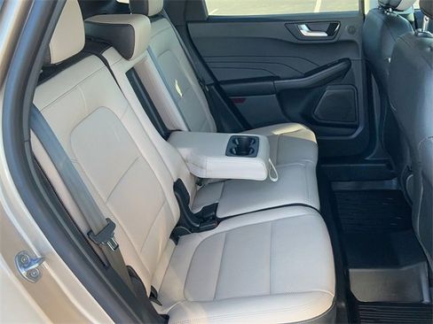 Used 2021 Ford Escape SEL w/ Technology Package image 17