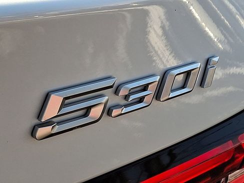 Used 2025 BMW 530i xDrive image 31