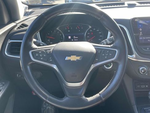 Used 2022 Chevrolet Equinox LT image 23