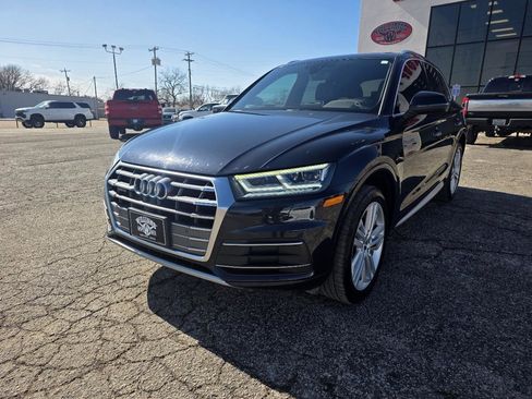 Used 2019 Audi Q5 2.0T Premium Plus AWD/4WD image 3