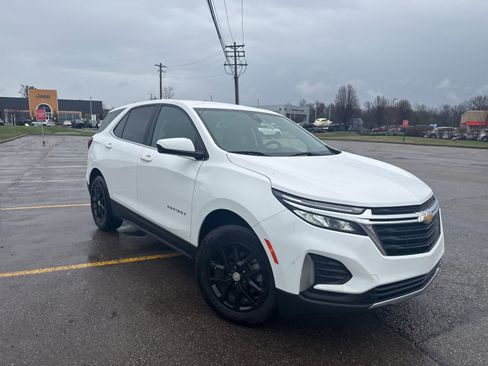 Used 2022 Chevrolet Equinox LT image 19
