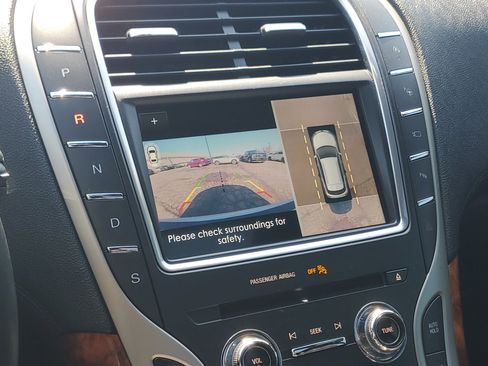 Certified 2020 Lincoln Nautilus Reserve w/ Equipment Group 201A image 17