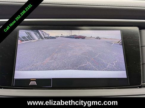 Used 2023 Buick Enclave Essence image 28