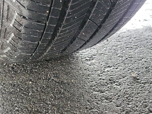 Used 2025 Ford Escape Active image 32