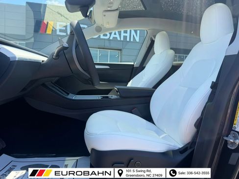 Used 2024 Tesla Model Y Long Range AWD/4WD image 7