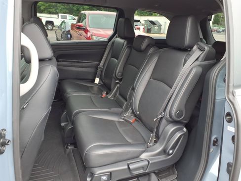 Used 2023 Honda Odyssey Touring image 6