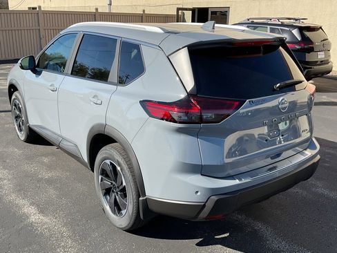 New 2026 Nissan Rogue SV w/ SV Premium Package image 7