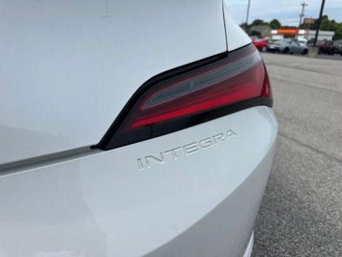 Used 2023 Acura Integra A-Spec FWD image 6