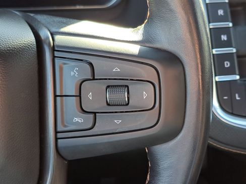 Used 2023 GMC Yukon AT4 w/ AT4 Premium Package image 26