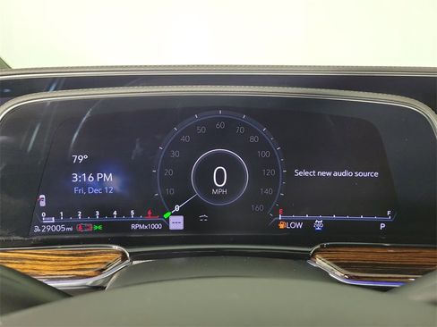 Certified 2023 Cadillac Escalade ESV Premium Luxury image 22