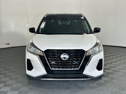 Used 2022 Nissan Kicks SV FWD image 8