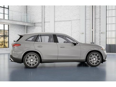 New 2026 Mercedes-Benz GLC 43 AMG 4MATIC image 17
