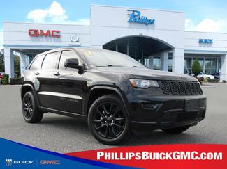 Used 2017 Jeep Grand Cherokee Altitude video 1