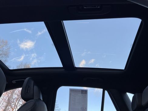 Certified 2024 Mercedes-Benz GLC 300 4MATIC image 22