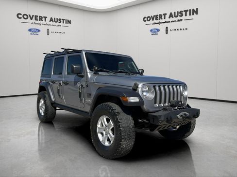 Used 2018 Jeep Wrangler Unlimited Sport S image 7
