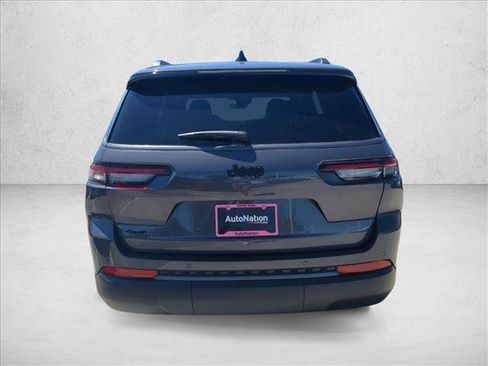 New 2026 Jeep Grand Cherokee L Limited AWD/4WD image 8