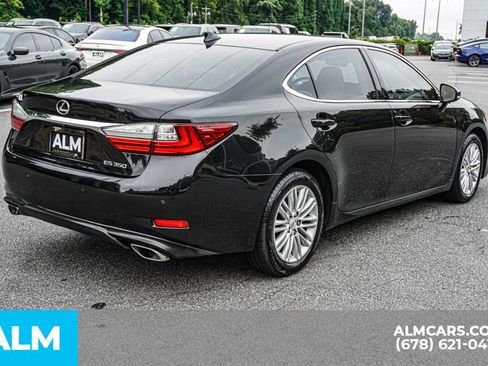 Used 2017 Lexus ES 350 w/ Premium Package FWD image 5