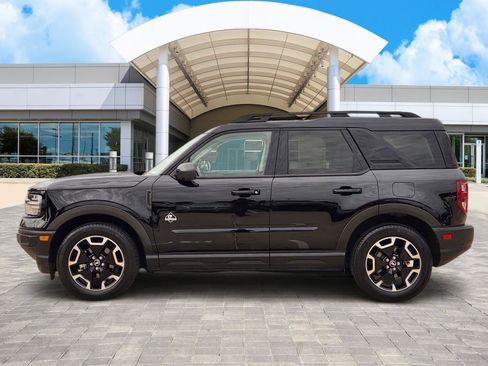 Used 2022 Ford Bronco Sport Outer Banks w/ Tech Package image 3