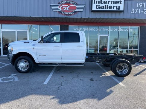 Used 2022 RAM 4500 SLT w/ Quick Order Package 2YG SLT image 9