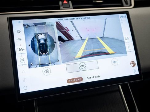 Used 2026 Land Rover Range Rover Evoque Dynamic SE image 33