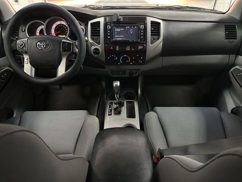 Used 2015 Toyota Tacoma 4x4 Double Cab w/ TRD Sport Package image 23