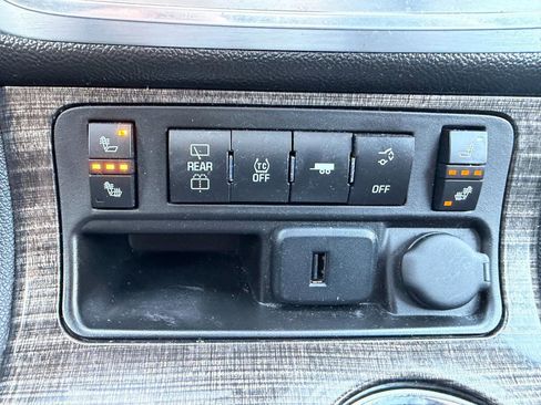 Used 2016 GMC Acadia SLT w/ Premium Edition image 50