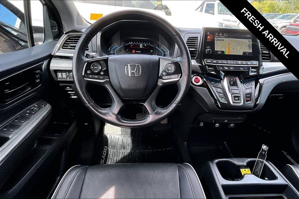 Used 2023 Honda Odyssey Elite image 11