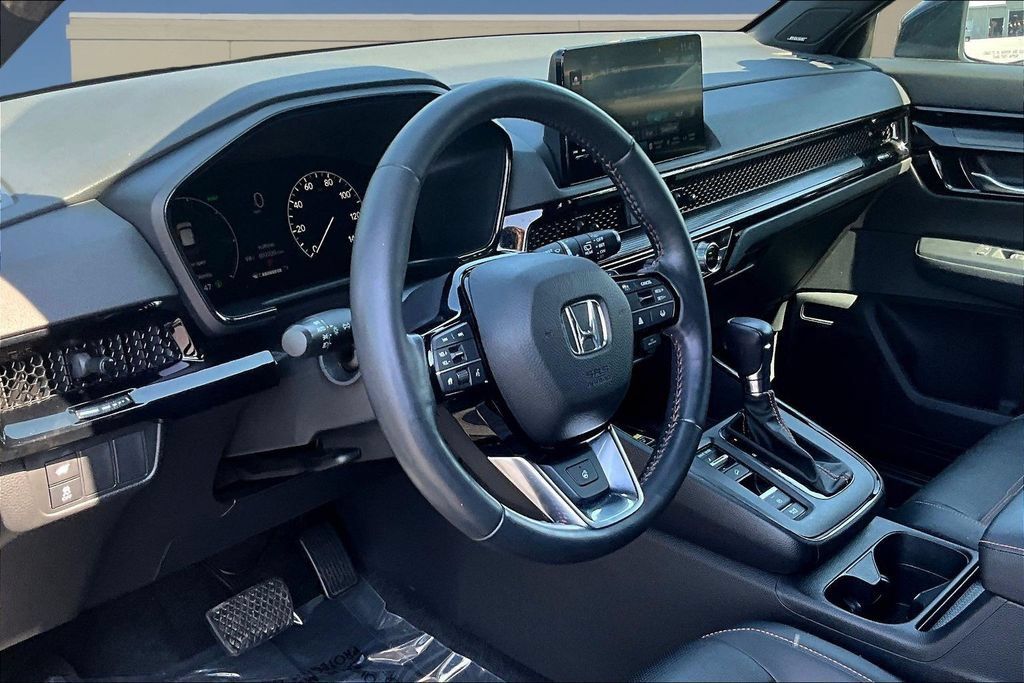 Used 2024 Honda CR-V Sport Touring image 18