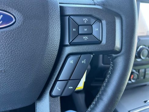 Used 2020 Ford F150 XLT w/ Equipment Group 302A Luxury AWD/4WD image 36