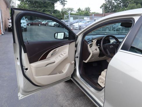 Used 2014 Buick LaCrosse Leather FWD image 18