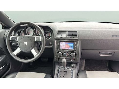 Used 2009 Dodge Challenger R/T image 14