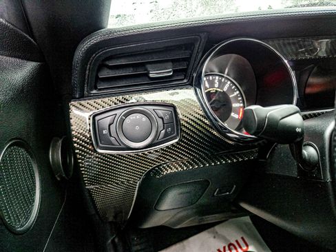 Used 2017 Ford Mustang GT Premium w/ GT Performance Package image 18