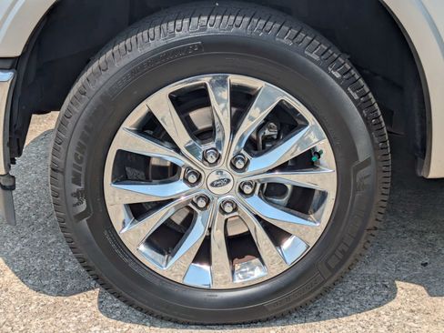 Used 2017 Ford F150 Lariat AWD/4WD image 28