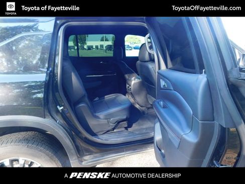 Used 2026 Chevrolet Traverse Z71 w/ Driver Confidence Package AWD/4WD image 5