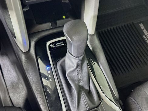 Used 2025 Toyota Corolla Cross AWD Hybrid image 25