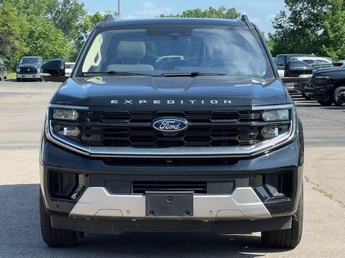 Used 2025 Ford Expedition Platinum AWD/4WD image 49