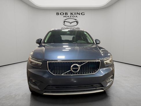 Used 2021 Volvo XC40 T5 Momentum w/ Premium Package AWD/4WD image 8
