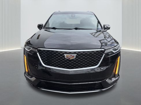 Used 2022 Cadillac XT6 Luxury FWD image 1