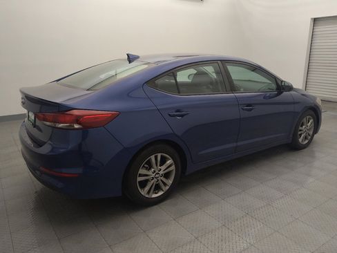 Used 2018 Hyundai Elantra SEL image 10