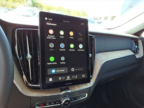 Certified 2026 Volvo XC60 B5 Plus w/ Climate Package image 19