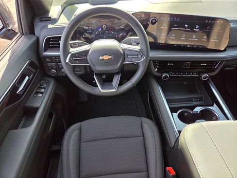 New 2026 Chevrolet Suburban LS w/ LPO, Dark Essentials Package image 9