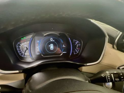 Used 2019 Hyundai Santa Fe SEL AWD/4WD image 11