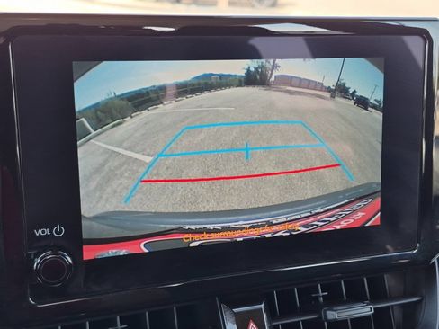Used 2025 Toyota Corolla LE FWD image 16