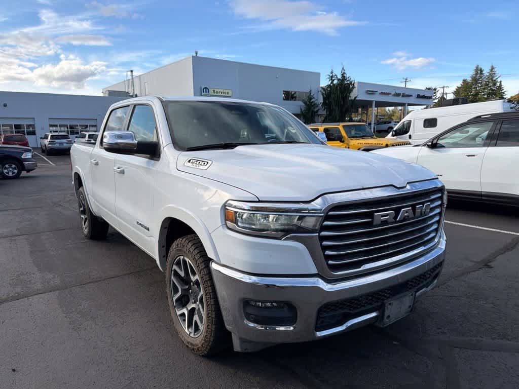 Used 2025 RAM 1500 Laramie AWD/4WD image 1