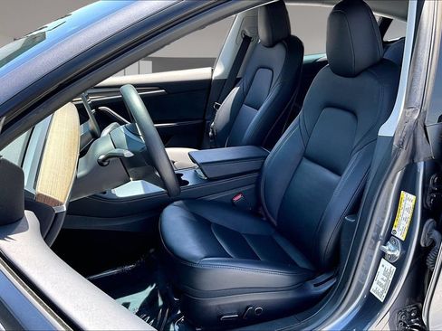 Used 2023 Tesla Model 3 Standard Range RWD image 19